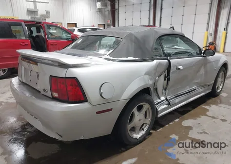 2001 Ford Mustang z USA, uszkodzony, nr VIN 1FAFP44421F180872